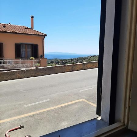 Appartamento Casa Luna Nel Centro Di Capoliveri Dış mekan fotoğraf